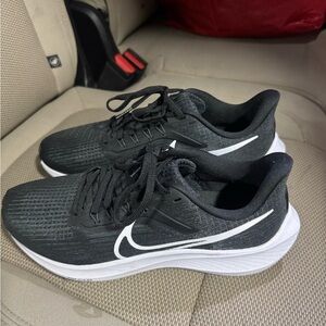 Women’s Nike Pegasus Shoes